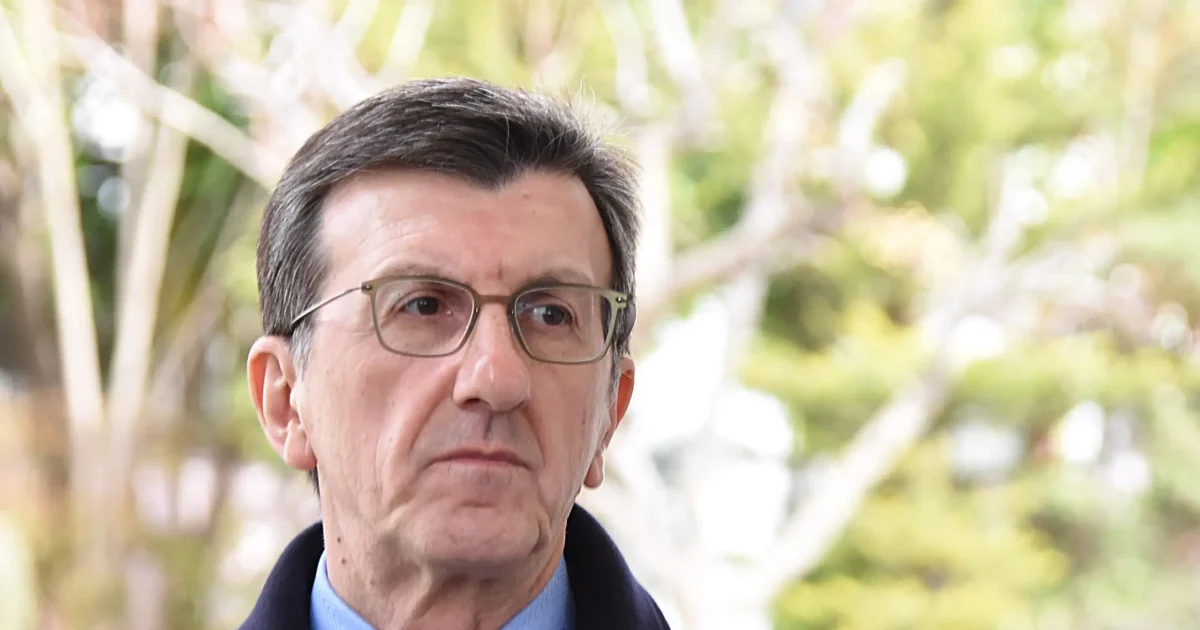 Άρης Πορτοσάλτε: Για «αποκρουστική περίπτωση ανθρώπου» κάνει λόγο η ΕΣΗΕΑ με αφορμή σχόλιο του δημοσιογράφου για τη σημαία της Παλαιστίνης