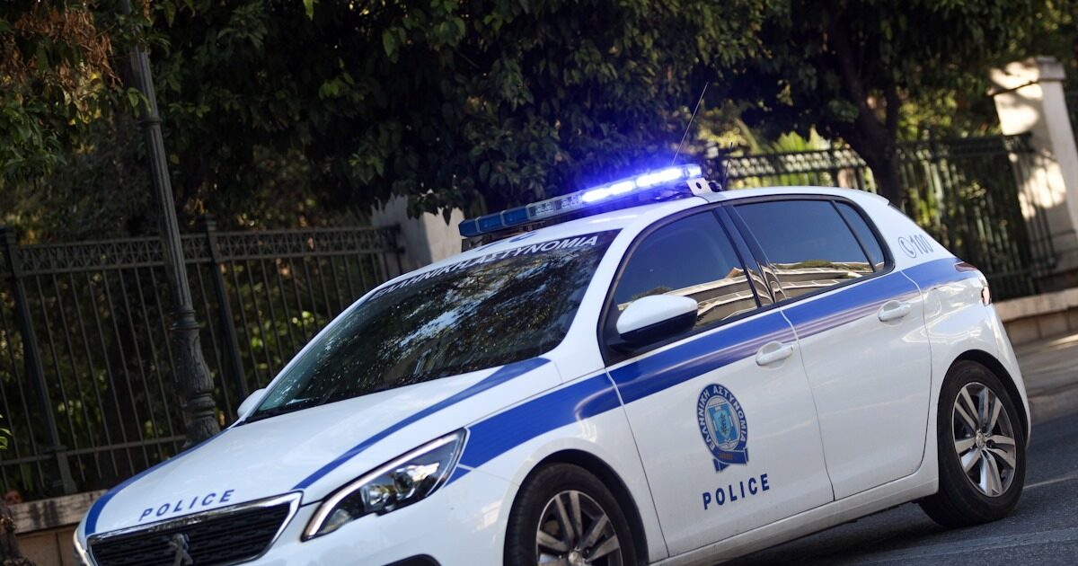 Χανιά: Οι δραματικές στιγμές του διανομέα που δέχθηκε επίθεση με τσεκούρι – «Κατέβασε το χέρι του με δύναμη»