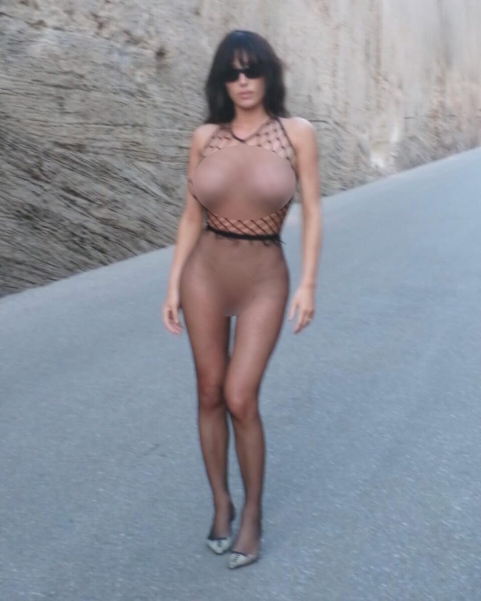 Bianca Censori