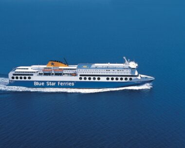 Πλοίο της Blue Star Ferries