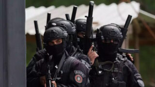 Πάνοπλοι Βραζιλιάνοι αστυνομικοί