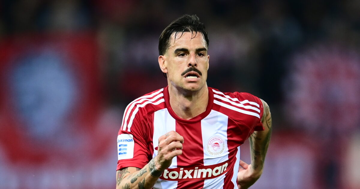 Danny Garcia stays at Olympiacos for another year