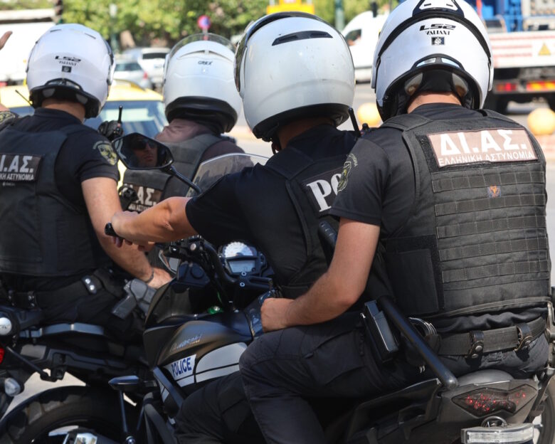 Θεσσαλονίκη: «Ψάρευαν» ανήλικους μέσα από σχολεία τα μέλη της ακροδεξιάς οργάνωσης που εξαρθρώθηκε