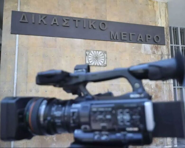 Θεσσαλονίκη: Ελεύθερες αφέθηκαν οι τρεις ανήλικες που κατηγορούνται ότι ξυλοκόπησαν 14χρονη και τράβηξαν βίντεο
