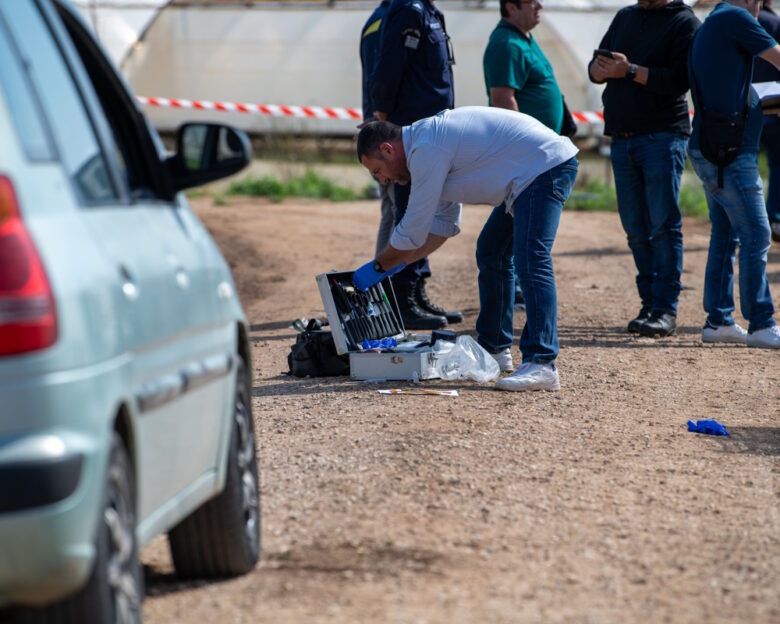 Ηλεία: Με μαχαιριά στην καρδιά σκότωσε ο Αιγύπτιος τον 23χρονο – Ο δράστης μετά τη δολοφονία πήγε να μαζέψει φράουλες