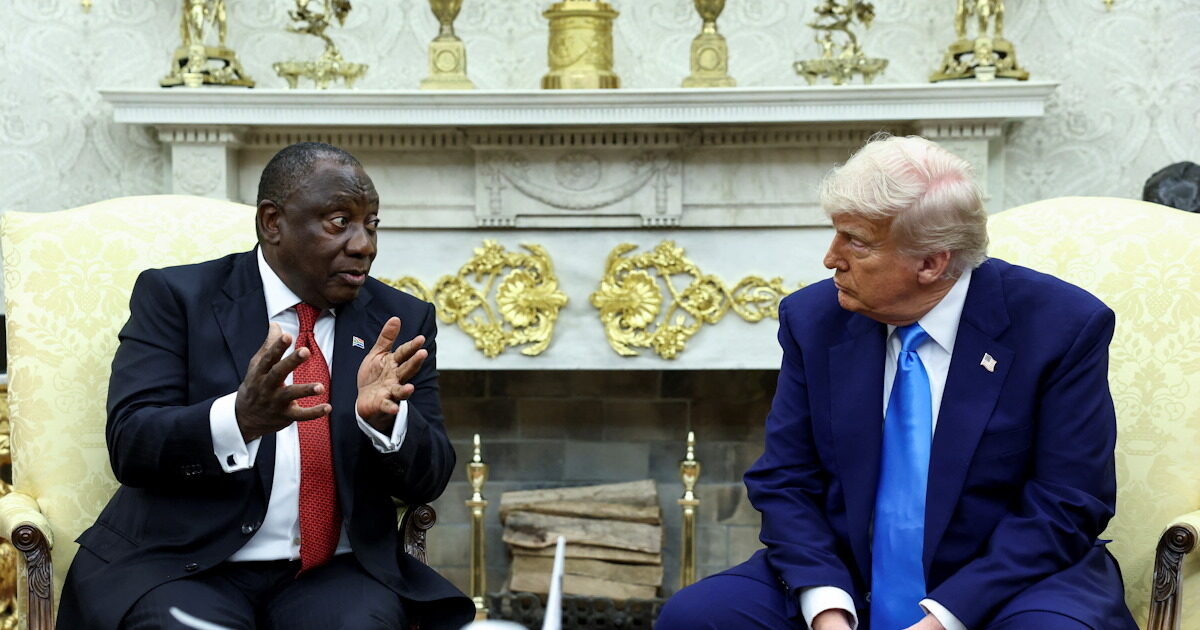 Episode with Trump and president of South Africa in the White House: “White Genocide” and Ataka “I’m sorry I don’t have a plane to give you”