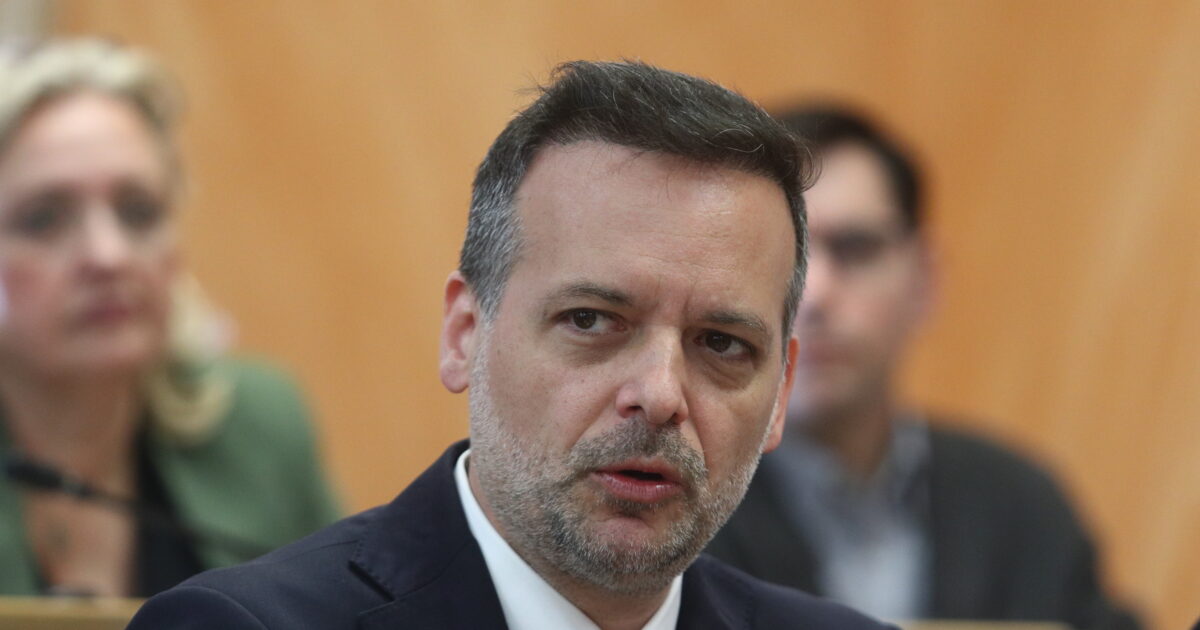«Καμπανάκι» Χάρη Δούκα μετά το μπλακ άουτ στην Ισπανία: «Η κατανάλωση ενέργειας στην Αθήνα τριπλασιάζεται λόγω τουριστικής κίνησης»