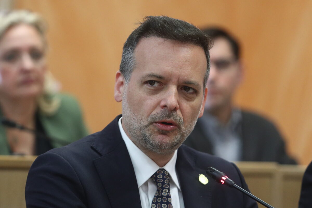 Ο Χάρης Δούκας