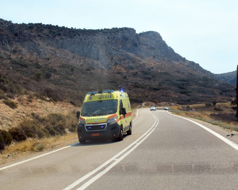 Θανατηφόρο τροχαίο στη Λακωνία: 62χρονη παρασύρθηκε από αυτοκίνητο – Συνελήφθη η 23χρονη οδηγός