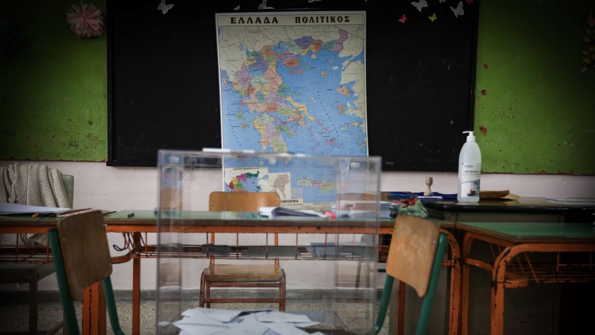 Κάλπη με ψηφοδέλτια στις εκλογές