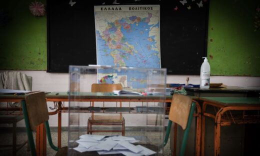 Κάλπη με ψηφοδέλτια στις εκλογές