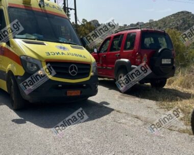 Ασθενοφόρο και πυροσβεστικό όχημα