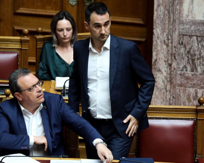 Η Προανακριτική για τα Τέμπη «ένωσε» και πάλι ΣΥΡΙΖΑ και Νέα Αριστερά