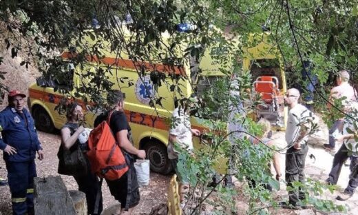 Φαράγγι της Νέδας: «Το παιδί έπεσε από ύψος 25 μέτρων και χτύπησε σε δέντρο» λέει αυτόπτης μάρτυρας