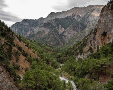 Άποψη από το φαράγγι της Σαμαριάς στην Κρήτη