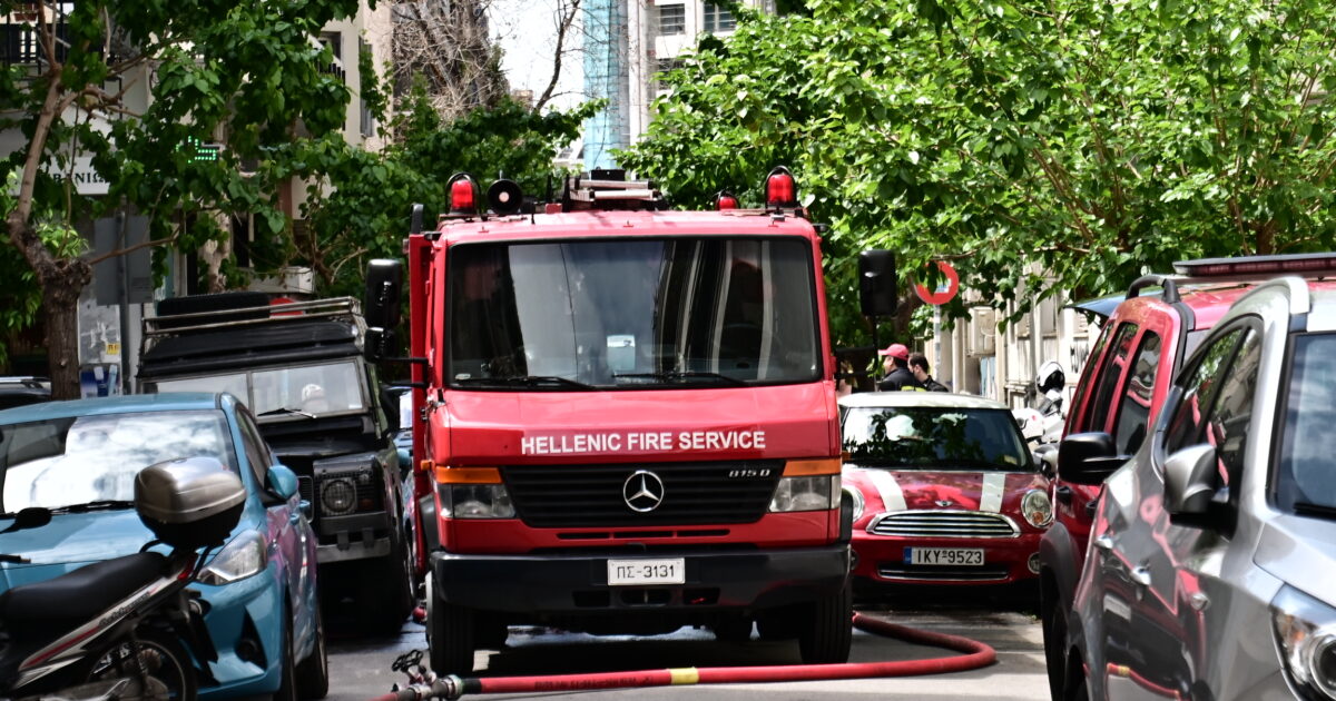 Πρέβεζα: Νεκρή ηλικιωμένη μετά από φωτιά σε σπίτι – Την καταπλάκωσε η σκεπή, στο νοσοκομείο άλλη μια γυναίκα