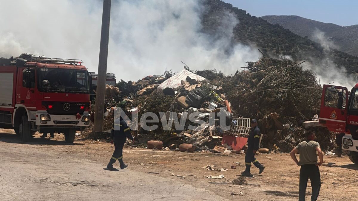Φωτιά σε σκουπίδια και λάστιχα στο Μαρκόπουλο