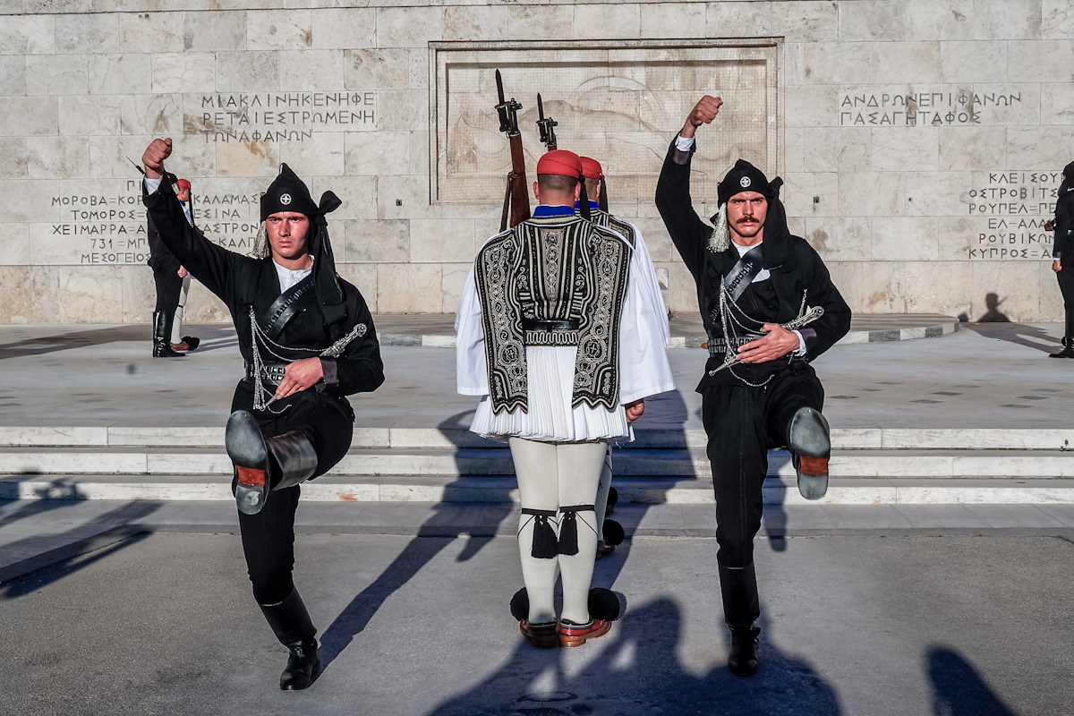 Wreath laying at the Monument of the Unknown Soldier by the Pontilary Federation of Greece (WTO) and the Change of Presidential Guard with Pontian Evzones for the Day of Remembrance of the Genocide of the Greeks of Pontus
