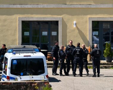Αστυνομικοί στη Γερμανία σε επιχείρηση σύλληψης ακροδεξιών
