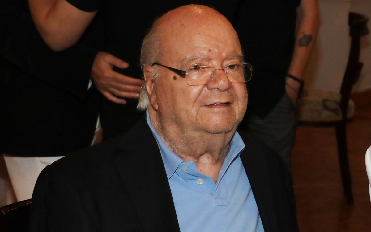 Γιώργος Κατσαρός