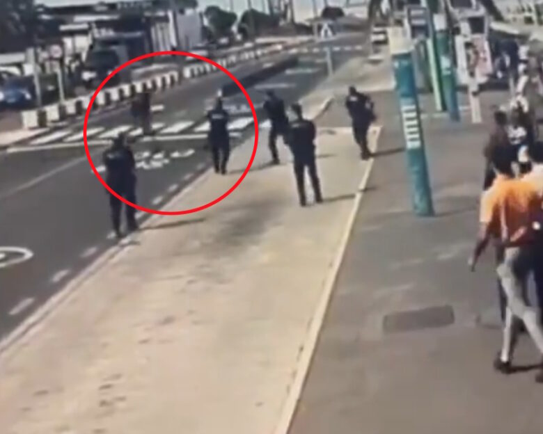 Γκραν Κανάρια: Βίντεο από τη στιγμή που 18χρονος πέφτει νεκρός από πυρά της ισπανικής αστυνομίας στο αεροδρόμιο