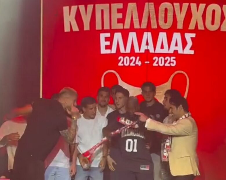 Ολυμπιακός: Το γλέντι για την κατάκτηση του Κυπέλλου Ελλάδας με τον Ροντινέι πρωταγωνιστή στα μπουζούκια