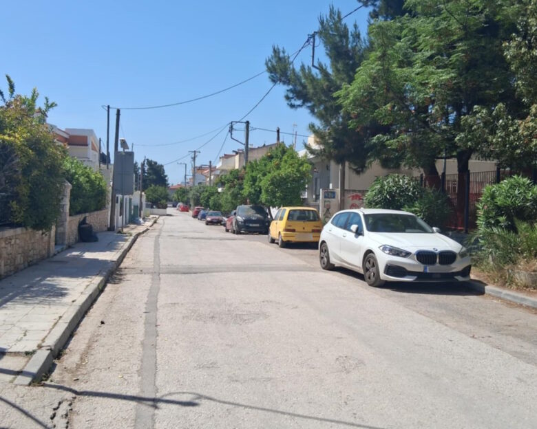 Γλυκά Νερά: Ο 17χρονος υποστηρίζει ότι ο 48χρονος είχε απειλήσει με μαχαίρι την αδερφή του – Από χτυπήματα με τα χέρια τα τραύματα του θύματος
