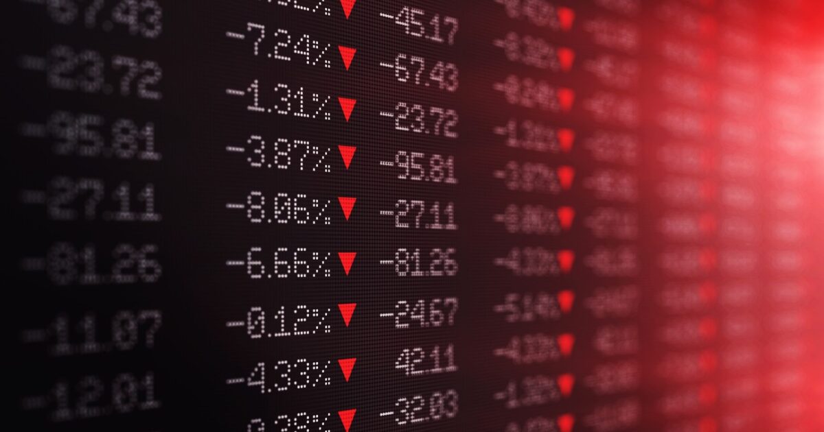In red European markets after Trump threats to 50% duties in the EU, at -1.95% HA