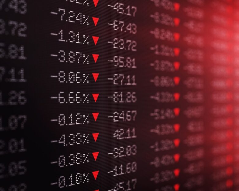 Στο κόκκινο οι ευρωπαϊκές αγορές μετά τις απειλές Τραμπ για δασμούς 50% στην ΕΕ, στο -2,58% το ΧΑ