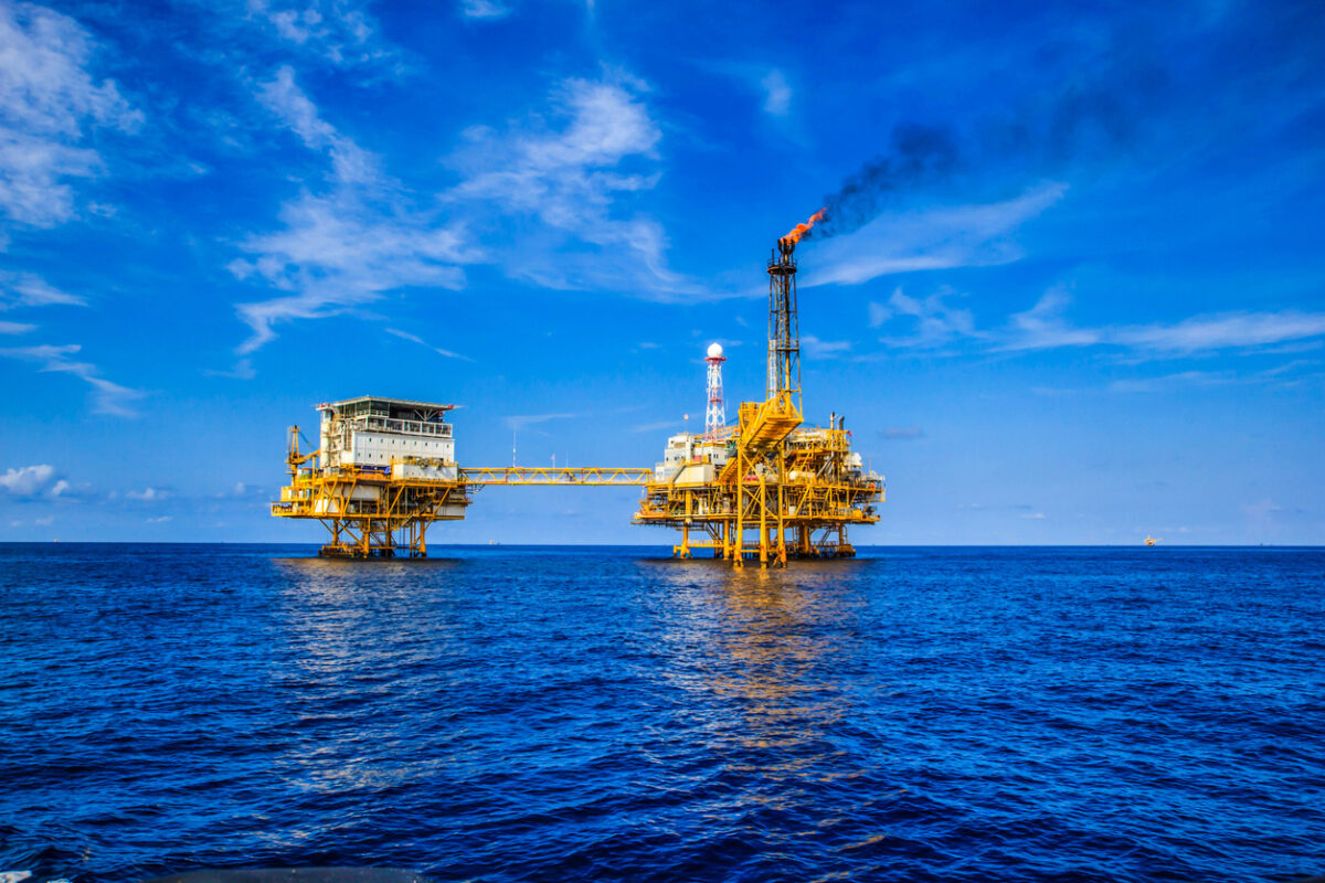 Offshore Industry oil and gas production petroleum pipeline