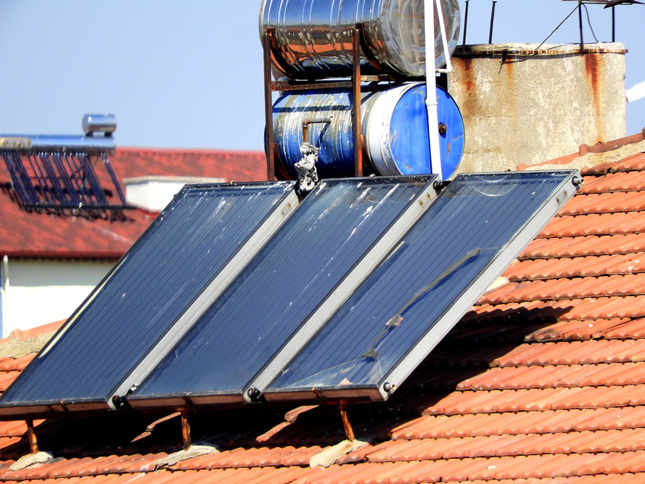 hot water systems on roofs