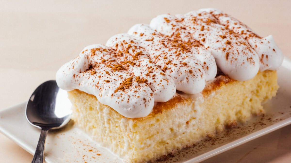 Tres leches κέικ
