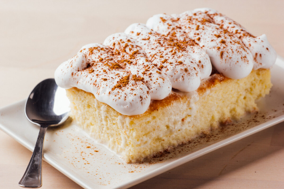Tres leches κέικ