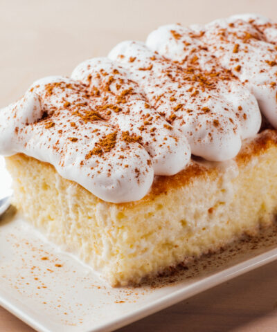 Tres leches κέικ