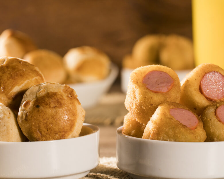 Mini corn dog muffins: Λιχουδιά για τα παιδικά πάρτι
