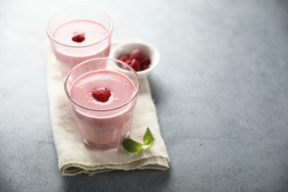 Smoothie με κεφίρ και κόκκινα φρούτα