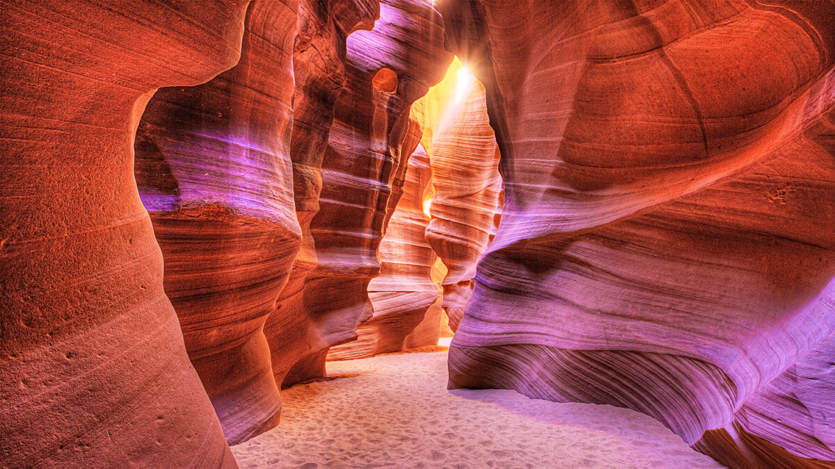 Glowing walls of the Antelope Slot Canyon, Page, Arizona