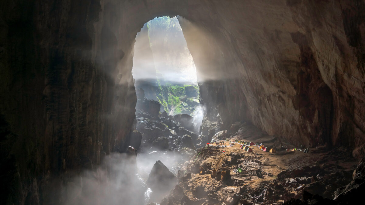 The world's biggest cave Hang Son Doong is located in the heart of the Phong Nha-Ke Bang National Park in Vietnam. It stretches more than 5 kilometers long with the height of nearly 200 meters.