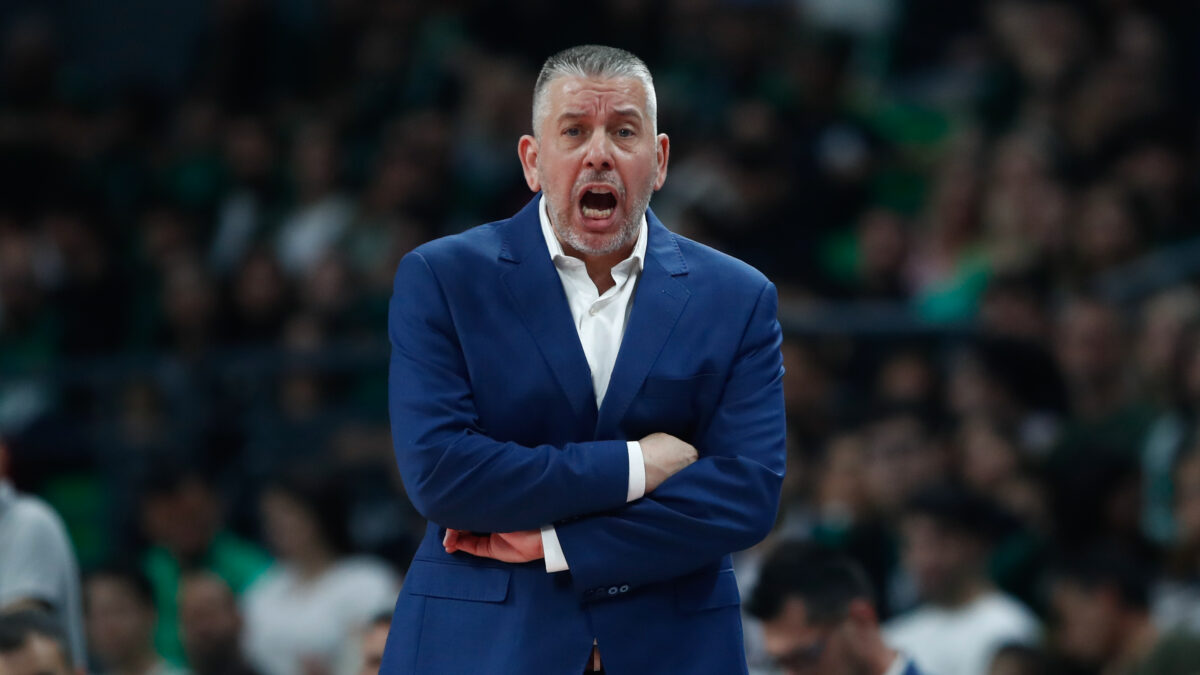 Ο Ηλίας Παπαθεοδώρου