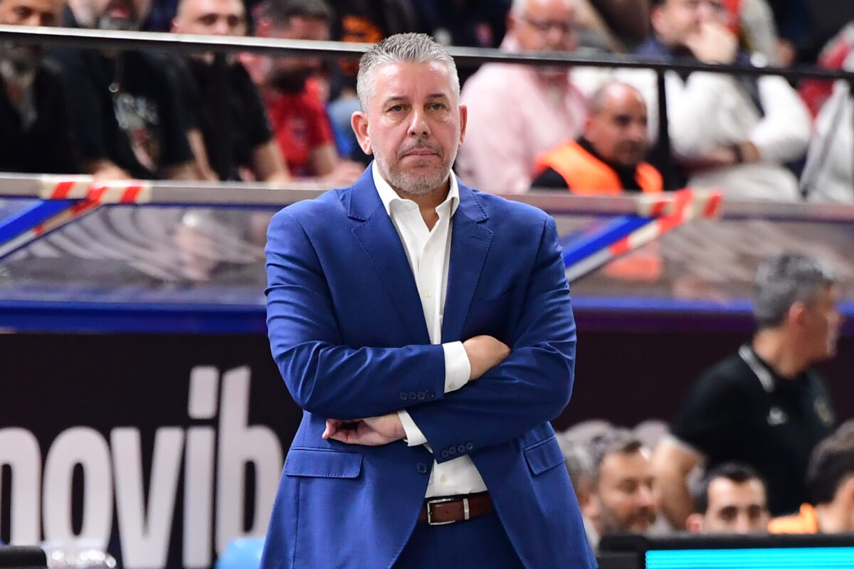 Ο Ηλίας Παπαθοεδώρου