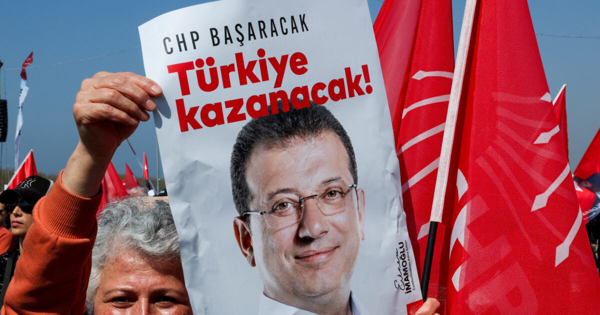 Τουρκία: 44 νέες συλλήψεις για διαφθορά – Χειροπέδες και στην ιδιαιτέρα του Εκρέμ Ιμάμογλου