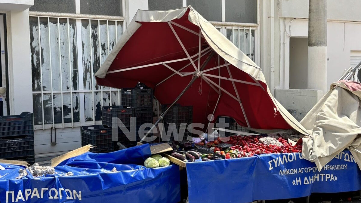 Πτώση μπαλκονιού σε πάγκο λαϊκής αγοράς
