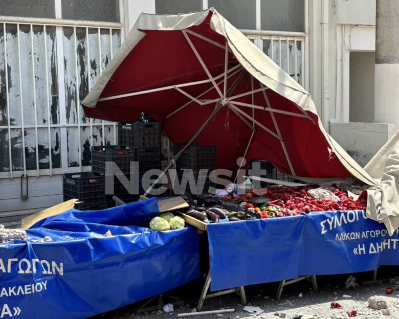 Ηράκλειο: Μπαλκόνι έπεσε σε πάγκο λαϊκής στα Καμίνια