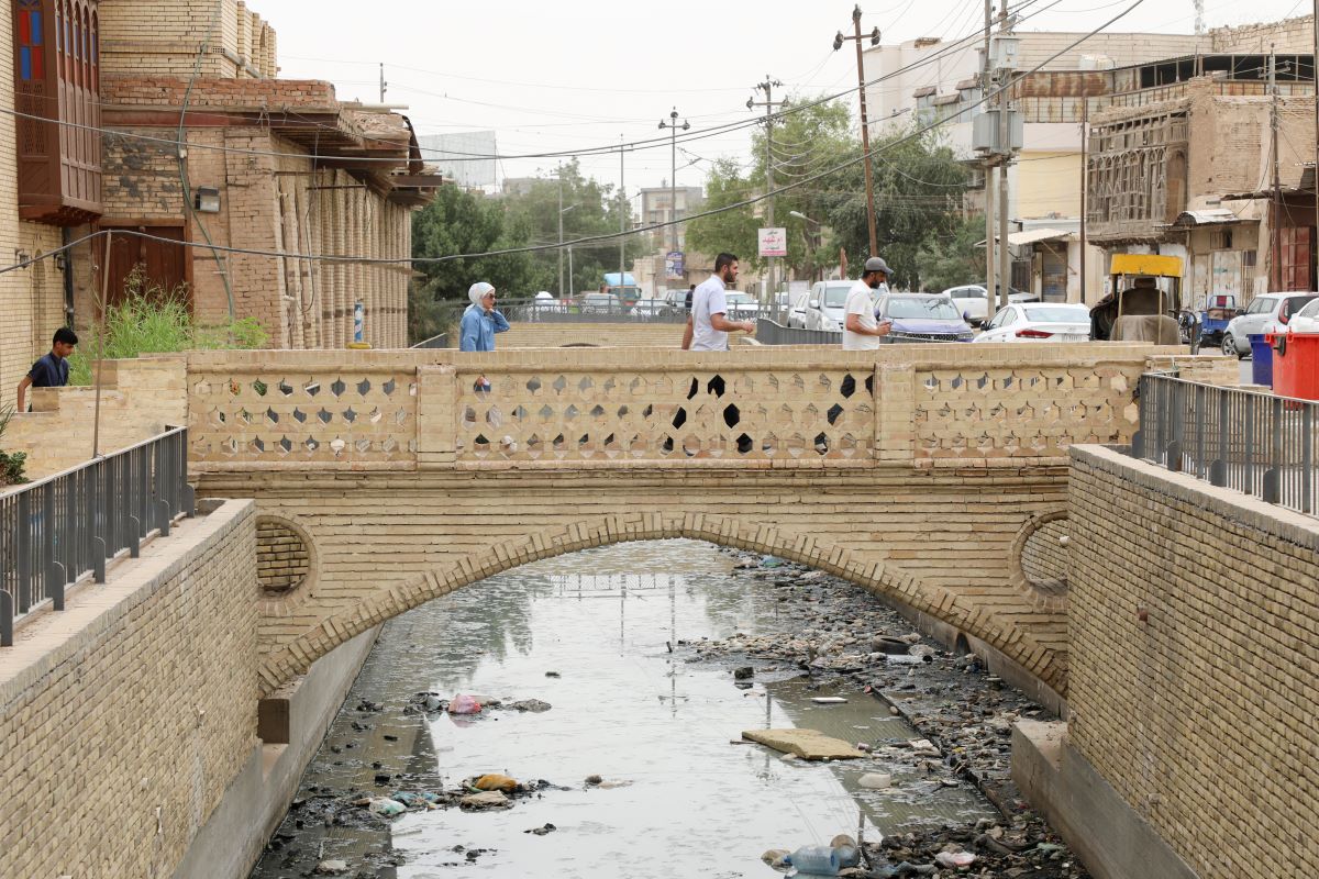 Άποψη από τον ποταμό al-Ashar στην Basra στο Ιράκ