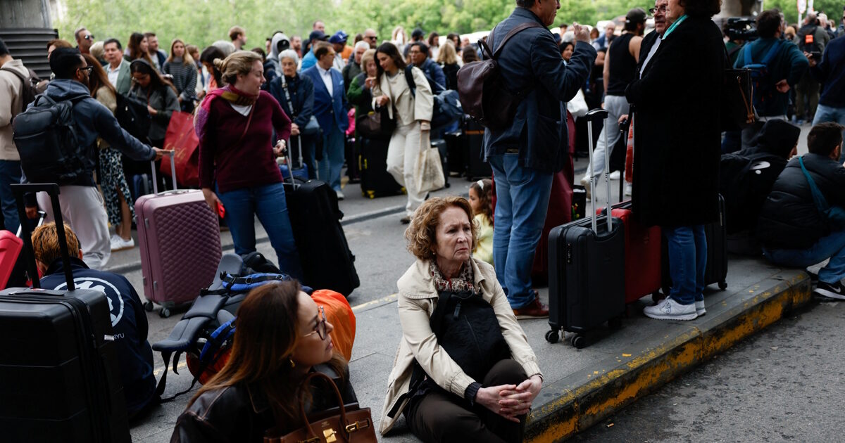 Chaos (again) in Spain: Thousands of passengers were left trapped for hours in trains and stations due to copper theft