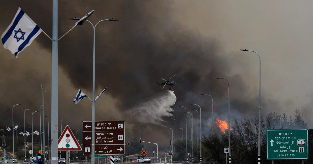Israel: Open roads closed by fires – 17 firefighters injured