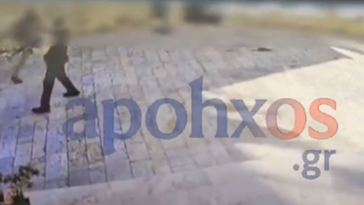 Καλάβρυτα: Πώς «χτύπησαν» οι ληστές τα ΕΛΤΑ – Όρμησαν στο ανοιχτό χρηματοκιβώτιο και δεν είδαν την τσάντα με τα 40.000 ευρώ