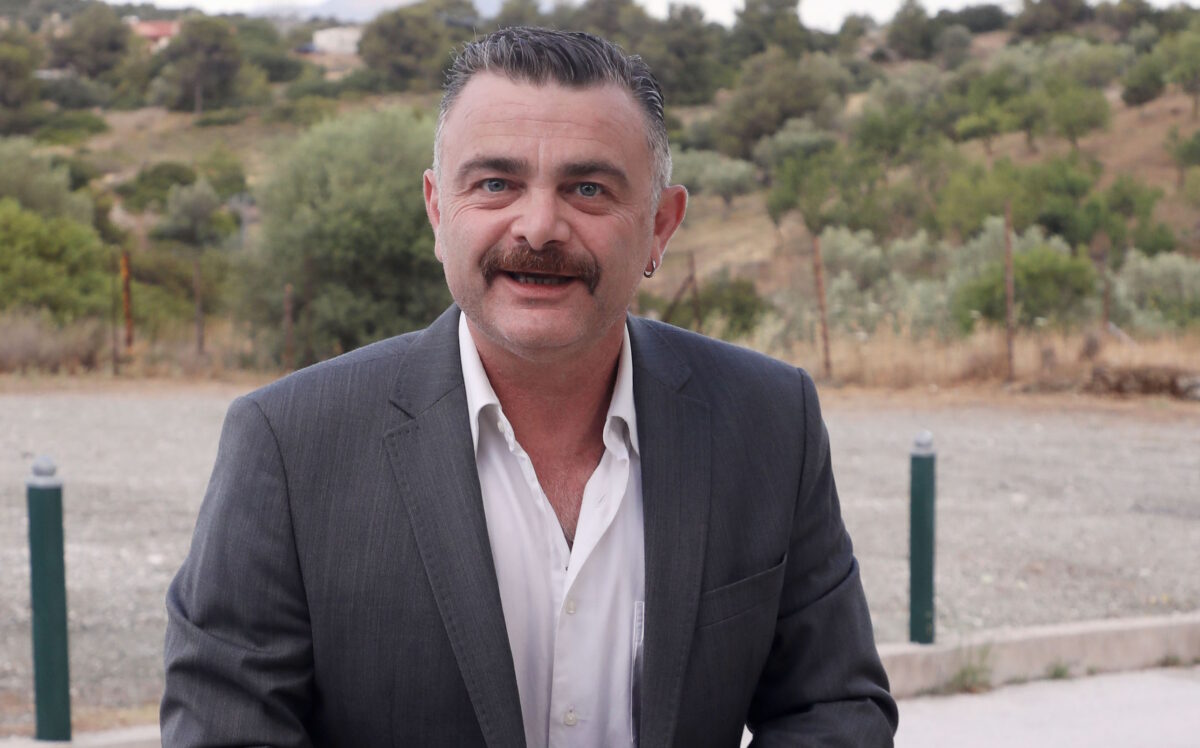 Δημήτρης Καπετανάκος