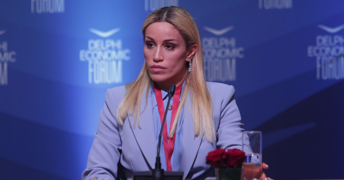 Η Παραολυμπιονίκης Καρολίνα Πελενδρίτου εξομολογείται: «Μέχρι τα 9 μου έβλεπα κανονικά, αλλά από άμυνα δεν το θυμάμαι»