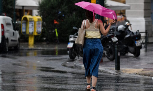 Άτομο στη βροχή